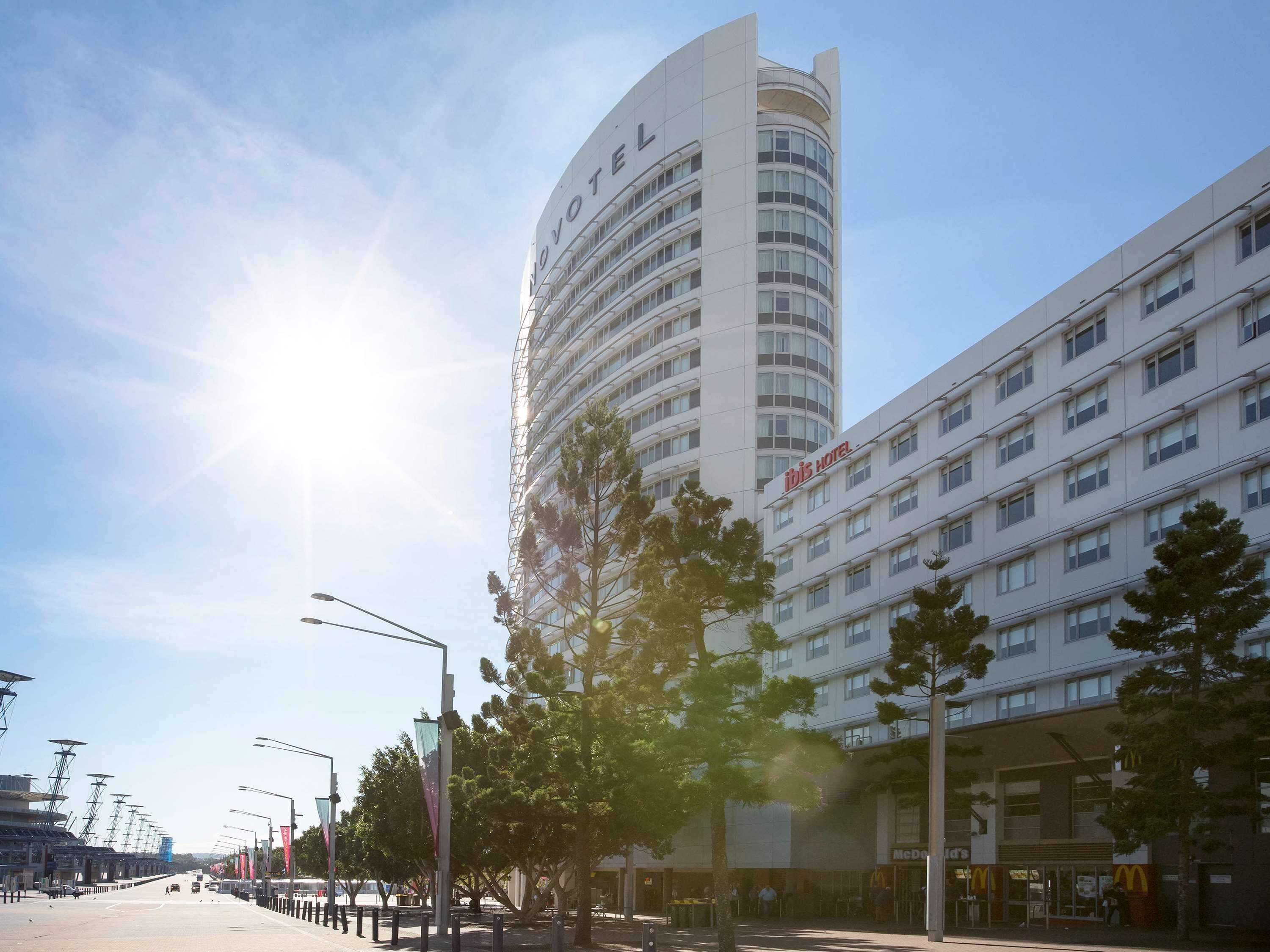 Novotel Sydney Olympic Park Exterior foto